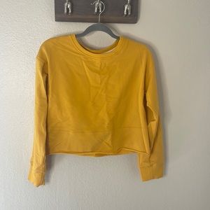 Cropped crew neck sweatshirt